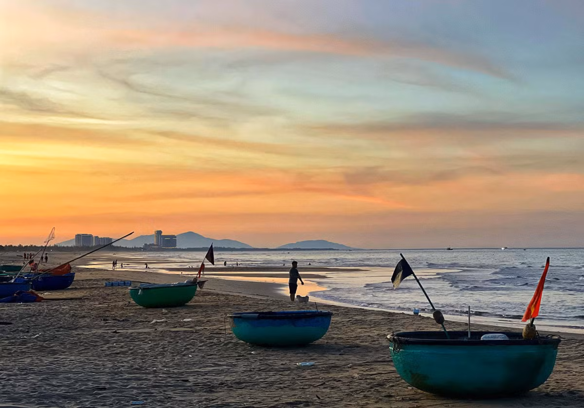 Bình minh trên biển Bình Minh ảnh 2