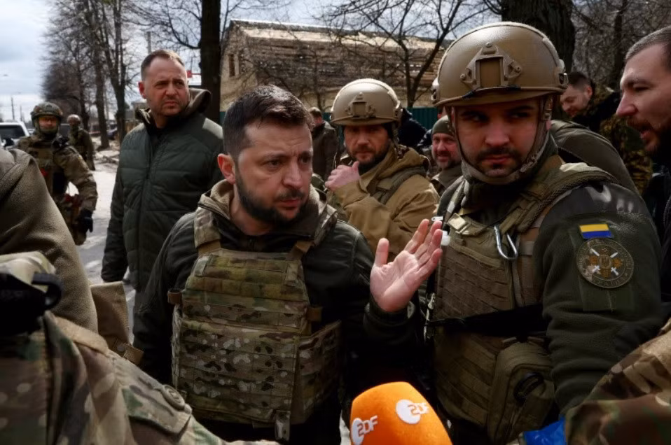 Nga và Ukraine vẫn rơi vào thế bế tắc khi không bên nào chịu nhượng bộ. Ảnh: Reuters