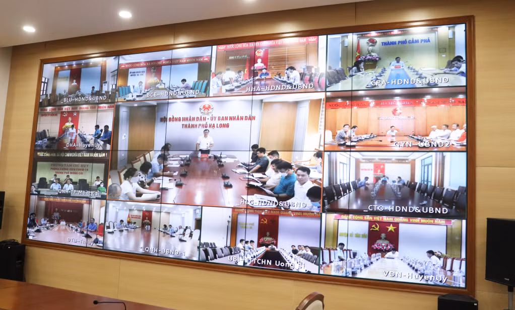 Các Sở, ngành, địa phương tham gia ý kiến tại cuộc họp.
