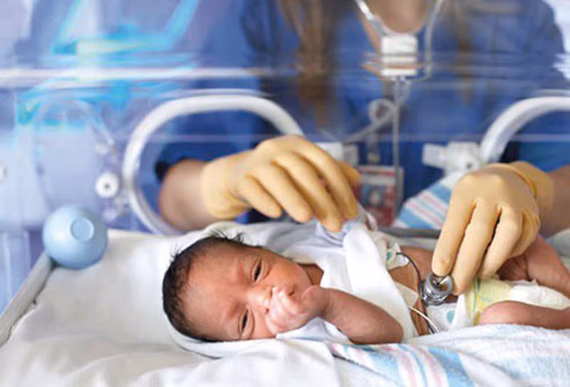 Trẻ mắc dị tật tim bẩm sinh cần lưu ý để tránh nhiễm khuẩn ảnh 1