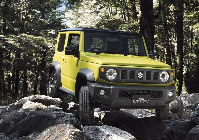 Suzuki Jimny sắp ra mắt Việt Nam đang dẫn đầu doanh số phân khúc SUV cỡ nhỏ toàn cầu ảnh 2