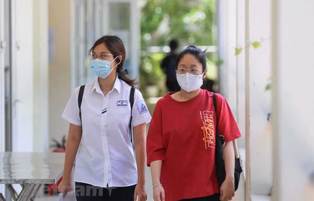 Thí sinh dự thi tốt nghiệp trung học phổ thông tại Hà Nội. (Ảnh: Minh Sơn/Vietnam+)