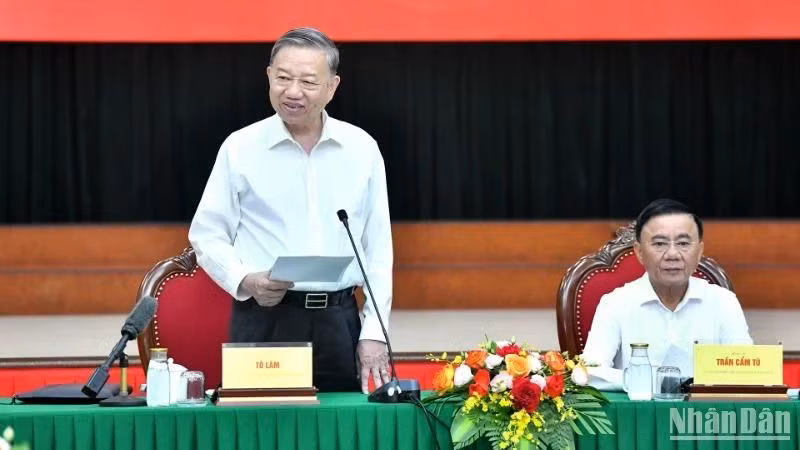 Tổng Bí thư Tô Lâm phát biểu chỉ đạo tại buổi làm việc với Ban Tổ chức Trung ương. (Ảnh: ĐĂNG KHOA)
