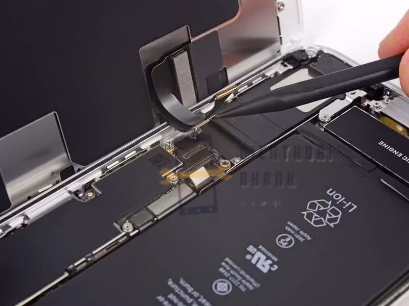 Điện Thoại Nhanh - Địa chỉ sửa điện thoại iPhone bị vô nước ảnh 3