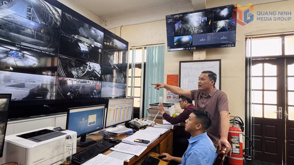 Cuối năm 2024, Than Quang Hanh thành lập Phân xưởng Phục vụ hầm lò chuyên trách công tác chuyển diện.