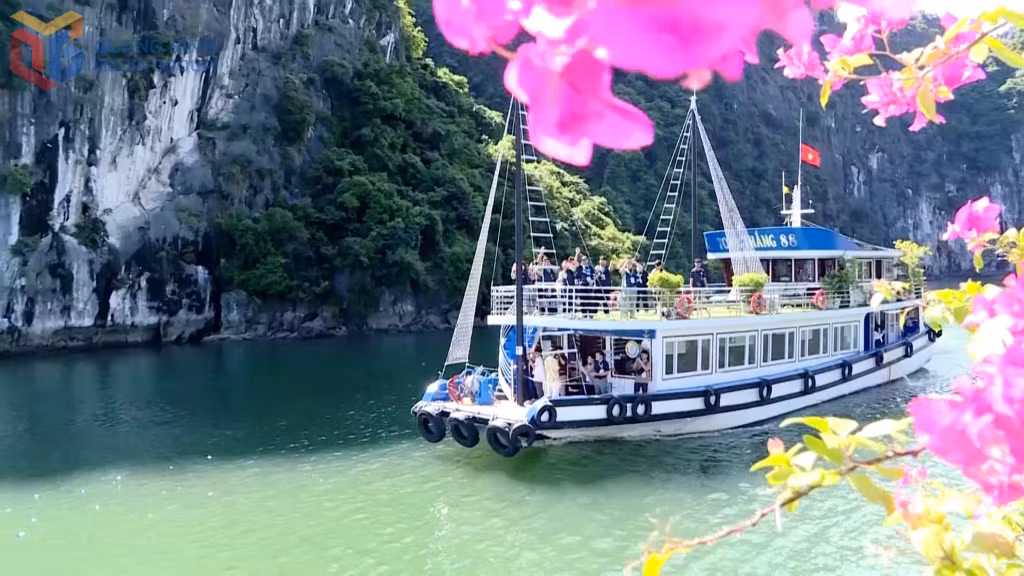 Du lịch Quảng Ninh đón trên 1,1 triệu lượt khách dịp nghỉ lễ 30/4 và 1/5 năm 2025.