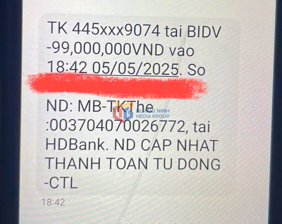 Sau khi thực hiện theo hướng dẫn của đối tượng lừa đảo, chị N.T.H đã bị mất 99 triệu đồng trong tài khoản.