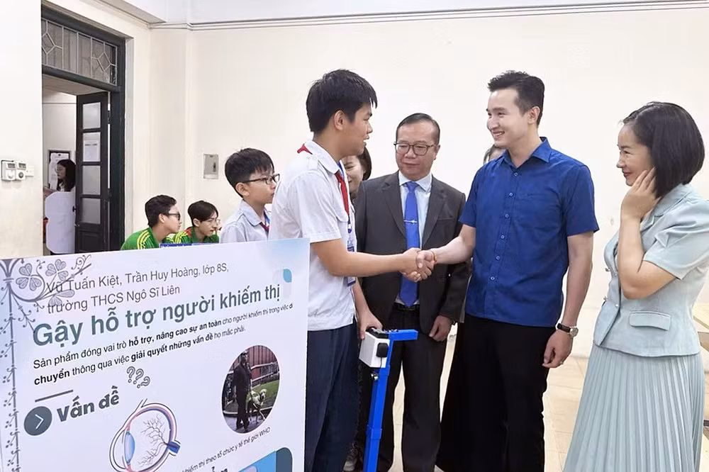 Các thí sinh không những mang tới Hội thi nhiều sản phẩm sáng tạo, mà còn sở hữu sự tự tin, nền tảng kiến thức tốt.