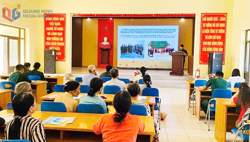 Đặc khu Cô Tô phối hợp với Đồn Biên phòng Thanh Lân tổ chức hội nghị tuyên truyền, phổ biến giáo dục pháp luật cho người dân trên địa bàn, tháng 5/2026.