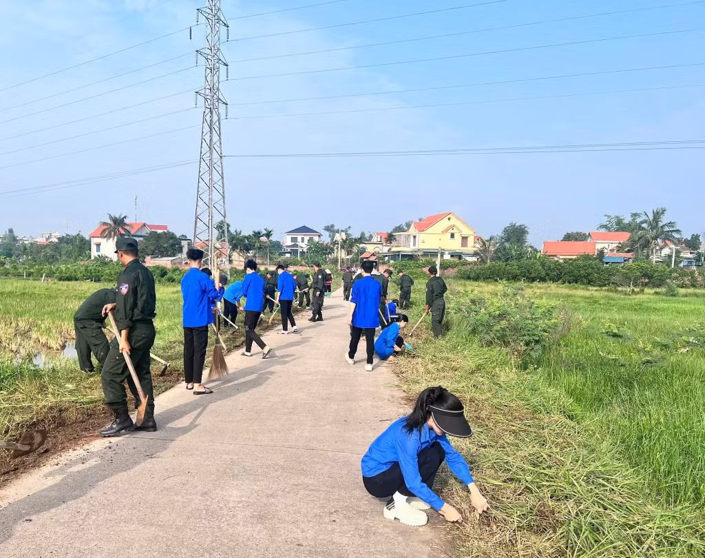 Các lực lượng phường Hiệp Hoà ra quân