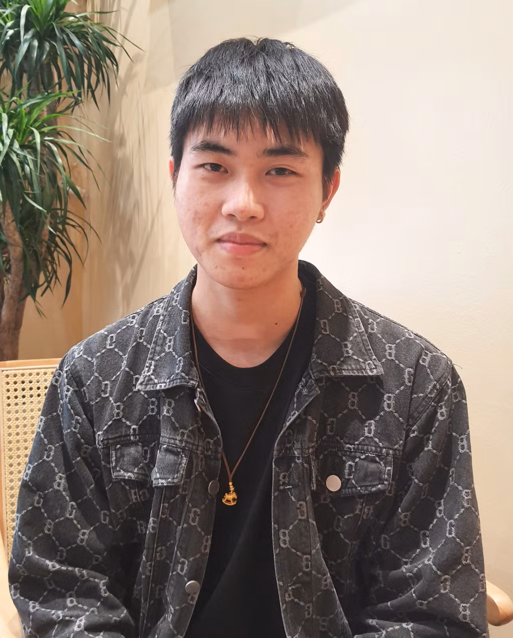 Anh Vũ Nguyễn Nguyên Vũ, quán lý quán MUZYLY (phường Móng Cái 1).