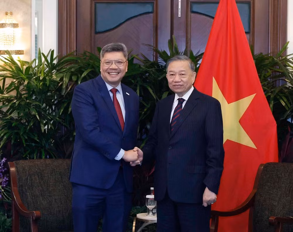 Tổng Bí thư, Chủ tịch nước Tô Lâm tiếp ông Bob Chi, Tổng Giám đốc điều hành Công ty SATS. (Ảnh: TTXVN)