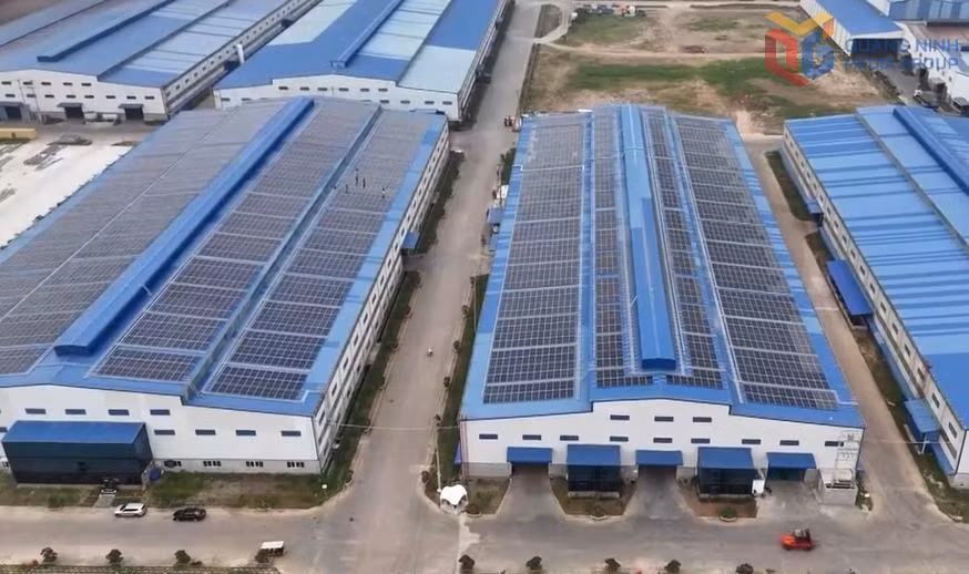 Hệ thống điện mặt trời mái nhà tại Công ty Cổ phần Đóng tàu và Vận tải biển Nam Phát.