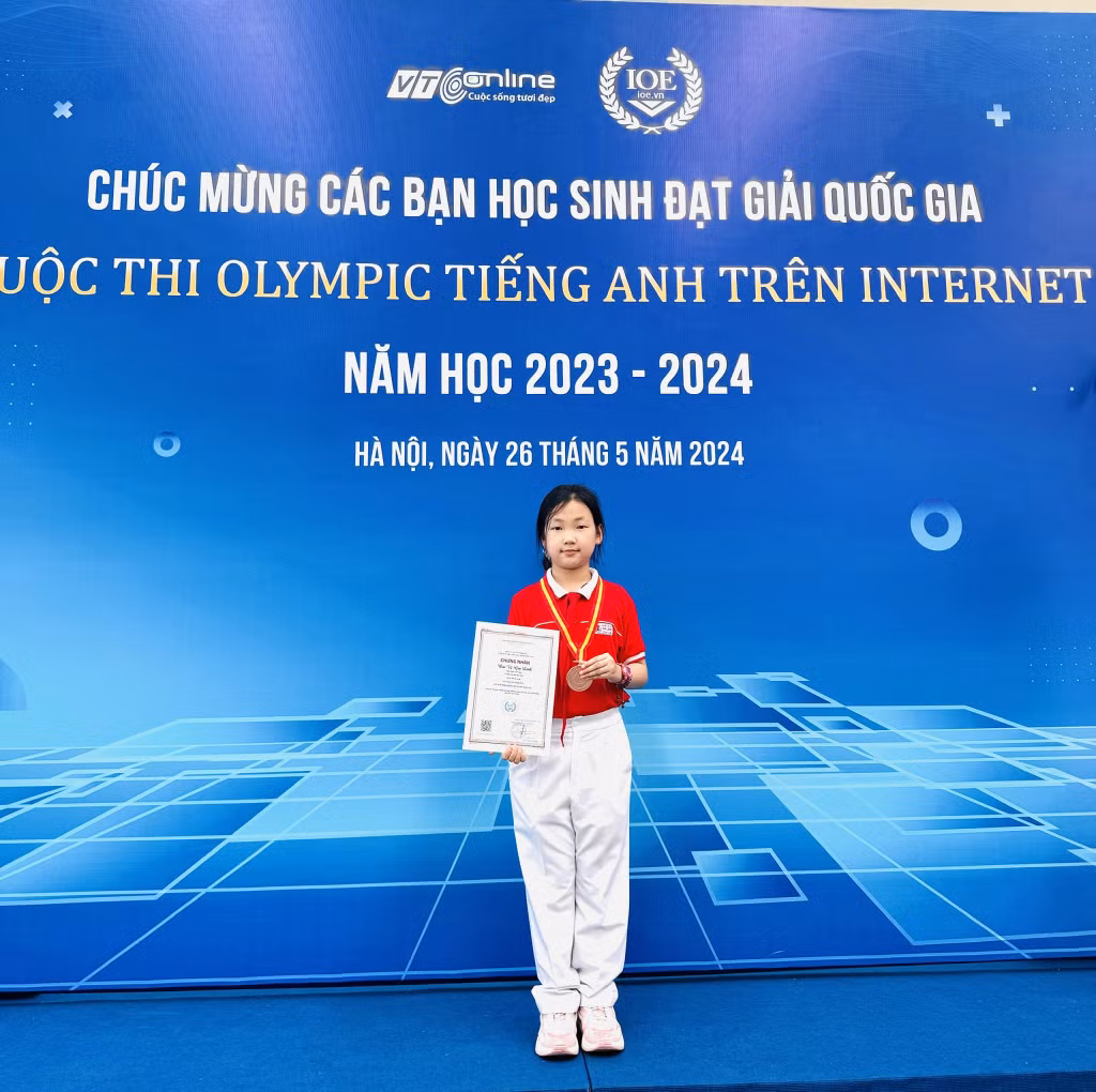 Bùi Vũ Gia Linh đạt giải ba khối 5 toàn quốc Kỳ thi Olympic Tiếng Anh trên internet (IOE) cấp quốc gia năm học 2024-2025.