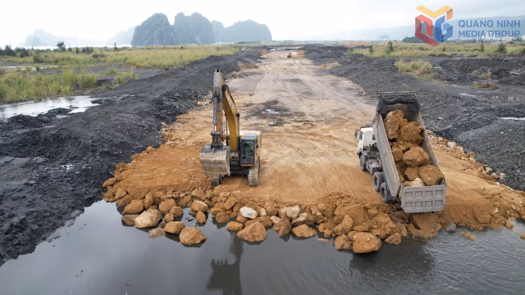 Nguồn đá từ dự án đường QL279 theo mô hình kinh tế thuần hoàn là một trong những yếu tố quan trọng để dự án triển khai đảm bảo đúng tiến độ đặt ra