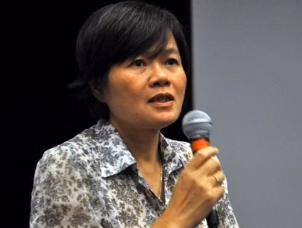 Đạo diễn, Nghệ sĩ Nhân dân Phạm Nhuệ Giang.