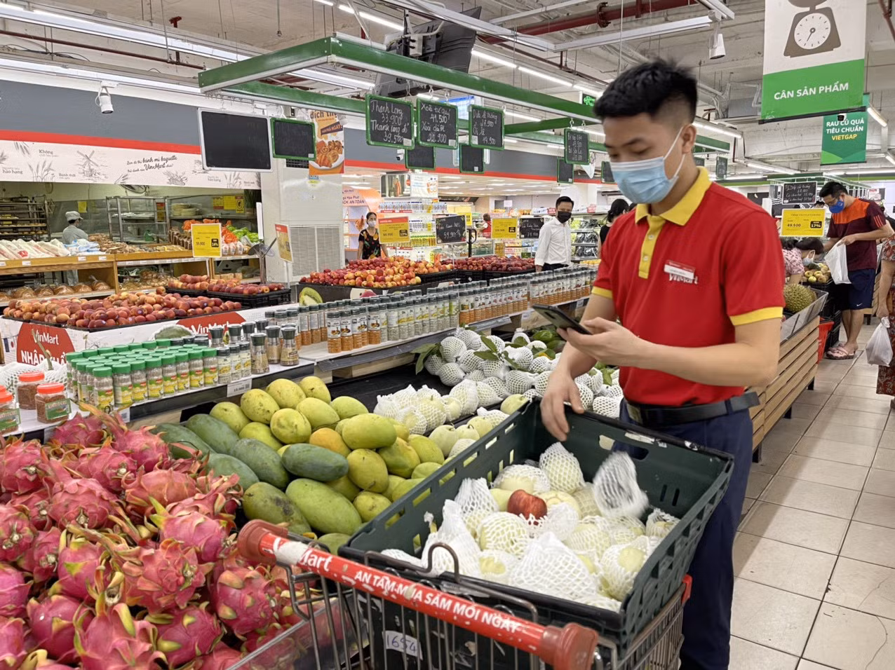 Bình ổn mặt bằng giá để ổn định sản xuất, sinh hoạt của người dân.
