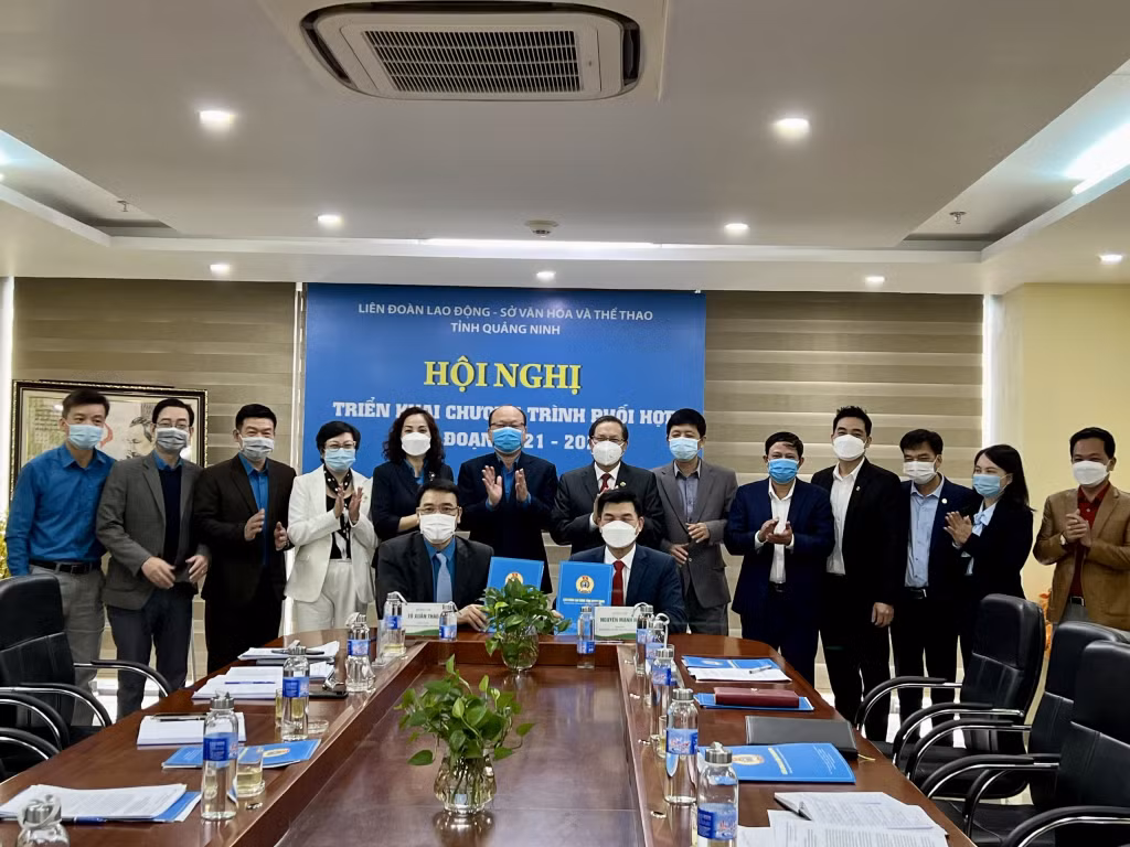 LĐLĐ tỉnh-Sở Văn hóa và Thể thao Quảng Ninh ký kết chương trình phối hợp.