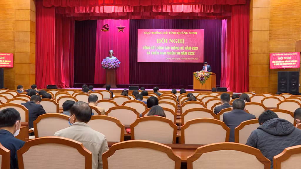 Quang cảnh hội nghị tổng kết công tác thống kê năm 2021, triển khai nhiệm vụ năm 2022