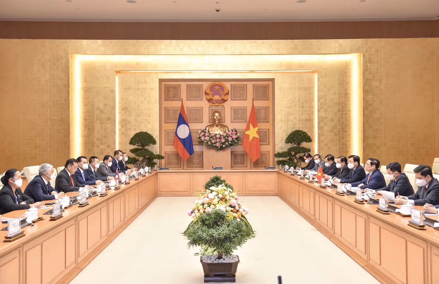 Buổi hội kiến diễn ra trong bầu không khí thắm tình hữu nghị đặc biệt Việt Nam-Lào anh em - Ảnh: VGP/Nhật Bắc