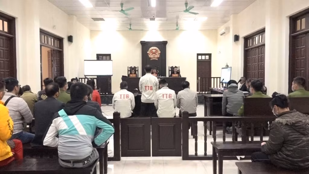 Một phiên tòa xét xử án hình sự tại TAND TP Cẩm Phả, tháng 1/2021.