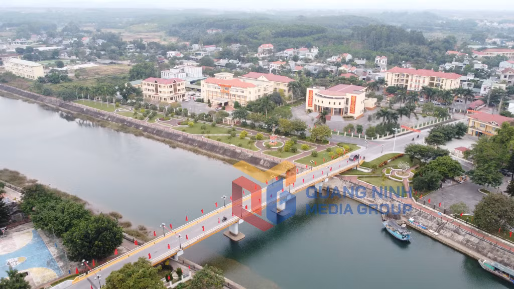 ...Giờ là cây cầu bê tông kiên cố (12-2021). Ảnh Hữu Việt