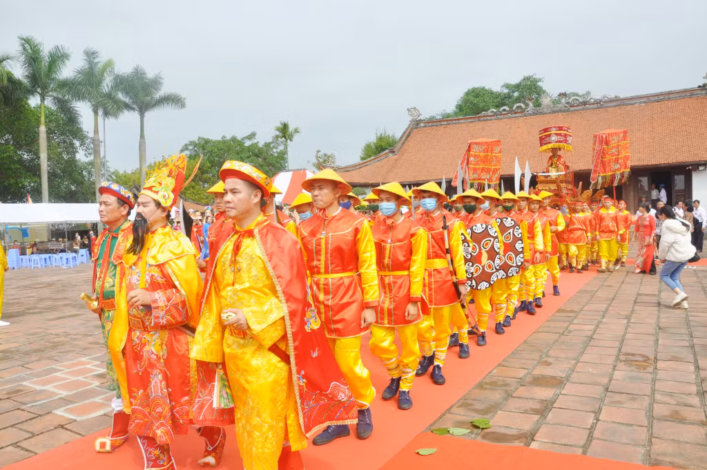 Lễ hội Bạch Đằng là một trong số 7 di sản văn hoá phi vật thể cấp quốc gia của Quảng Ninh.