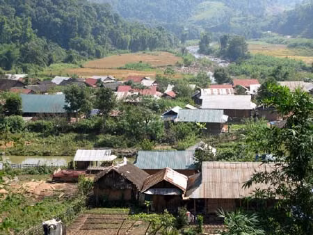 Tiêu chí xác định xã đặc biệt khó khăn vùng bãi ngang, ven biển và hải đảo gồm 2 tiêu chí