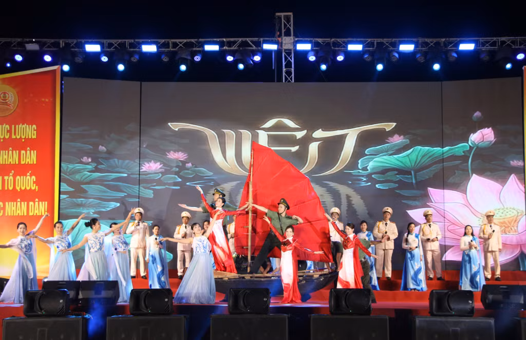 Tiết mục hợp ca mashup 