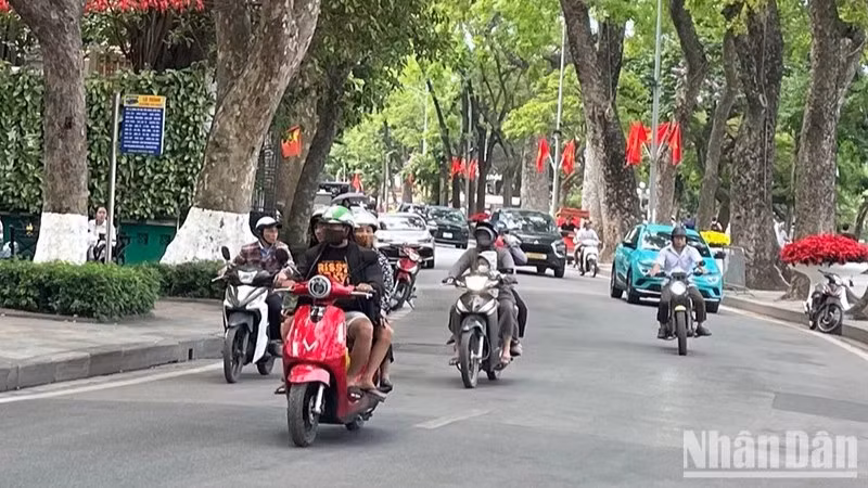 Dự báo khu vực Hà Nội nhiều mây, ngày nắng gián đoạn. (Ảnh minh họa: Đ.T)