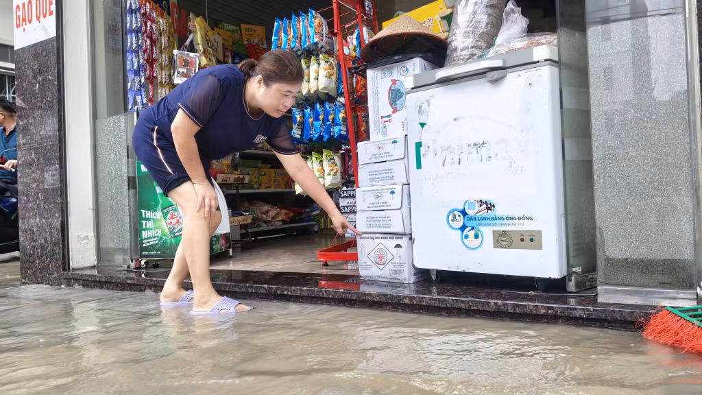 Đến thời điểm này nước bắt đầu rút.