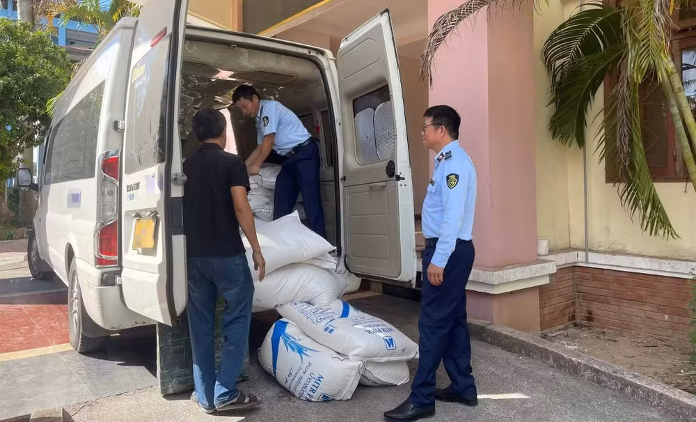 Cơ quan chức năng tỉnh Quảng Trị liên tiếp phát hiện, xử lý vụ các vận chuyển đường kính nhập lậu.