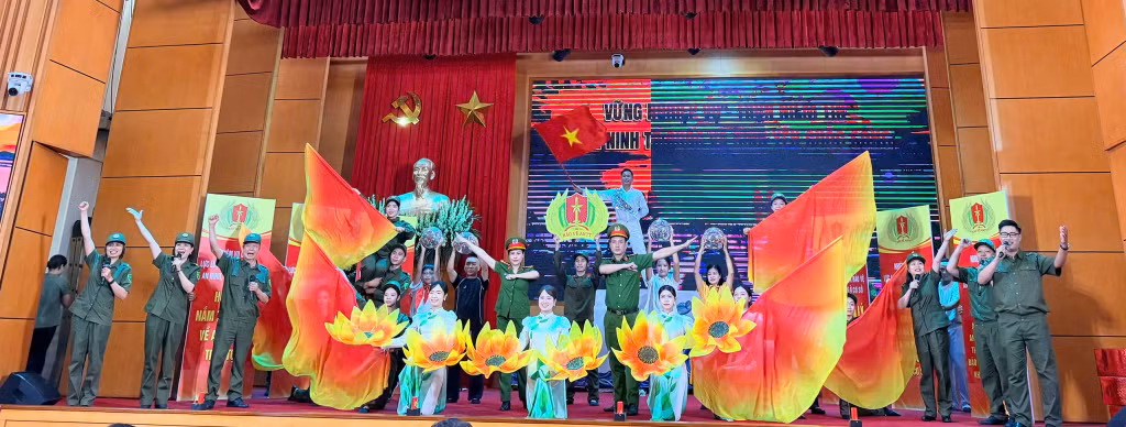 Phần thi tài năng và xử lý tình huống được các đội thi đầu tư bài bản, kĩ lưỡng.