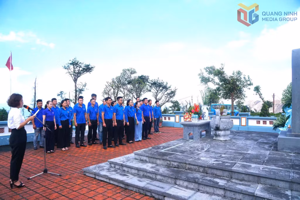 Di tích Quốc gia địa điểm Bác Hồ thăm mỏ Đèo Nai là nơi diễn ra nhiều sự kiện quan trọng của thợ mỏ.