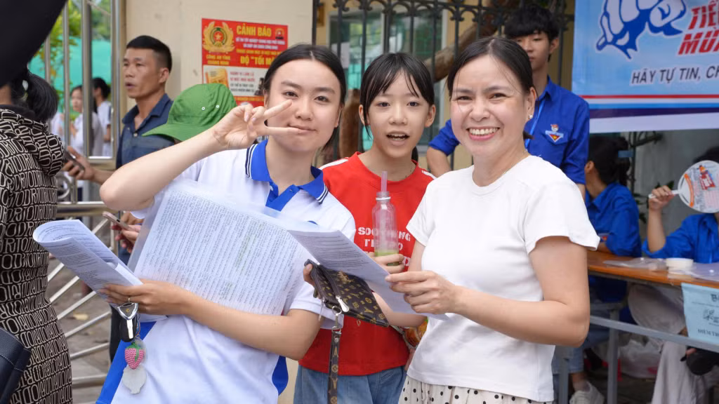 Kỳ thi tốt nghiệp THPT năm 2026: Khép lại một hành trình nhiều cảm xúc ảnh 18