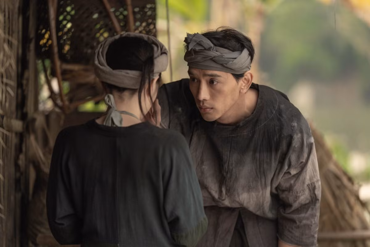 Thuận Nguyễn được biết đến nhờ vai chính trong “Người vợ cuối cùng“. Ảnh: Nhà sản xuất Người vợ cuối cùng cung cấp