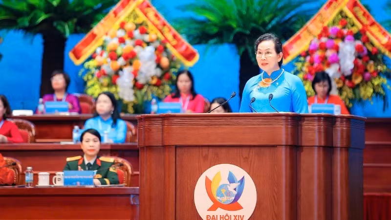 Chủ tịch Hội Liên hiệp Phụ nữ Việt Nam Lê Thị Thủy phát biểu bế mạc Đại hội.