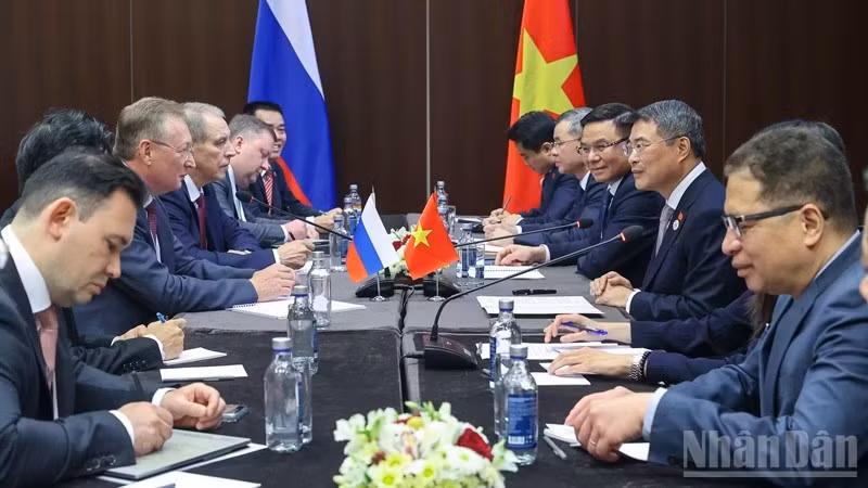 Quang cảnh cuộc tiếp.