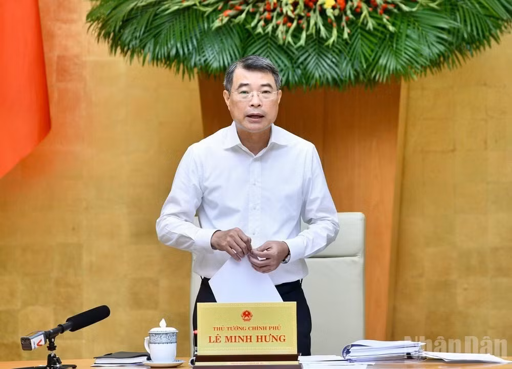 Thủ tướng Lê Minh Hưng nhấn mạnh yêu cầu điều hành vĩ mô tuyệt đối không được chủ quan, cần tiếp tục theo dõi sát sao, kiểm soát tốt chỉ số lạm phát. (Ảnh: THANH GIANG)