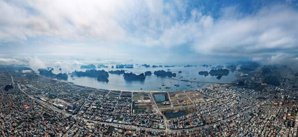 Một phần diện tích đô thị khu vực Cẩm Phả ngày nay.