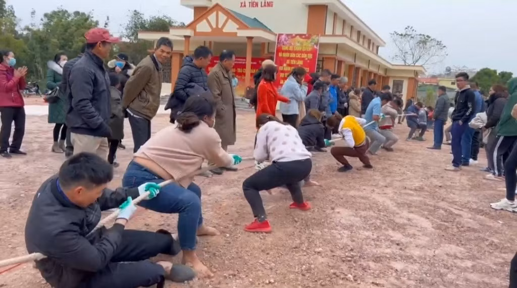 Tiên Yên sôi nổi các hoạt động thể thao, trò chơi dân gian dịp đầu xuân năm mới ảnh 2