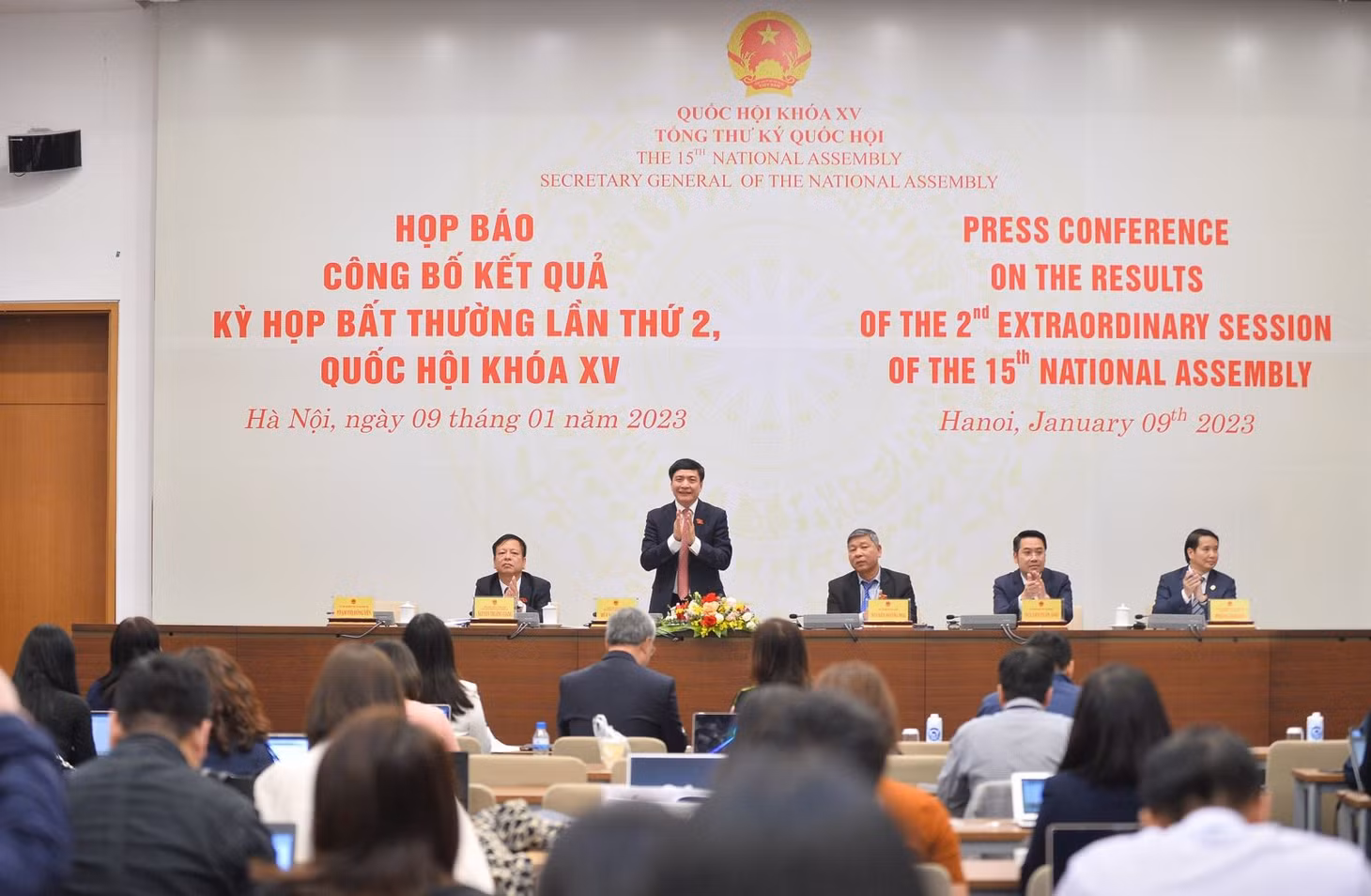 Chủ nhiệm Văn phòng Quốc hội, Tổng Thư ký Quốc hội Bùi Văn Cường chủ trì họp báo.