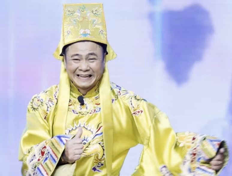 NSND Tự Long ở Táo Quân. Ảnh: VFC
