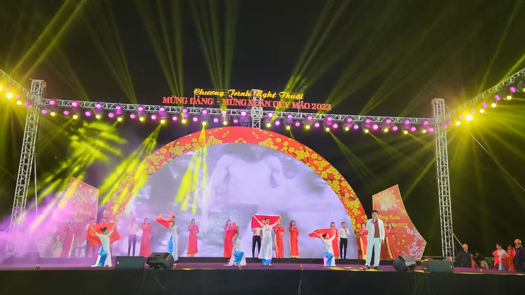 Một tiết mục nghệ thuật trong chương trình.