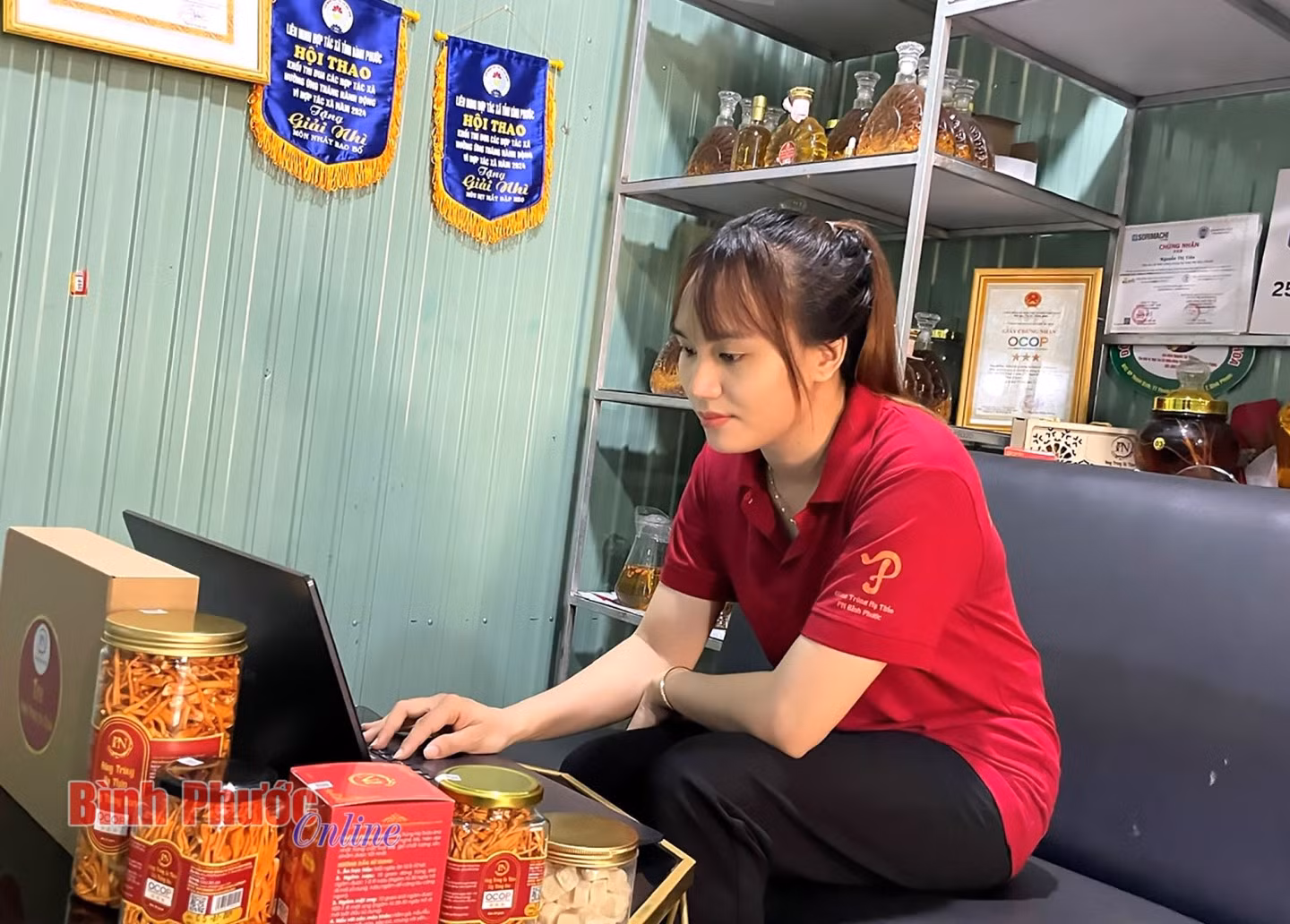 Số hóa quy trình sản xuất và đưa sản phẩm lên sàn thương mại điện tử đã giúp HTX đông trùng hạ thảo PN Bình Phước khẳng định uy tín về chất lượng sản phẩm và phát triển thương hiệu nhanh hơn