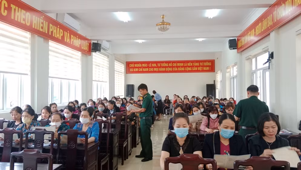 Chương trình tập huấn và ra mắt mô hình "Phụ nữ tham gia bảo vệ an ninh biên giới" (tháng 4/2023).