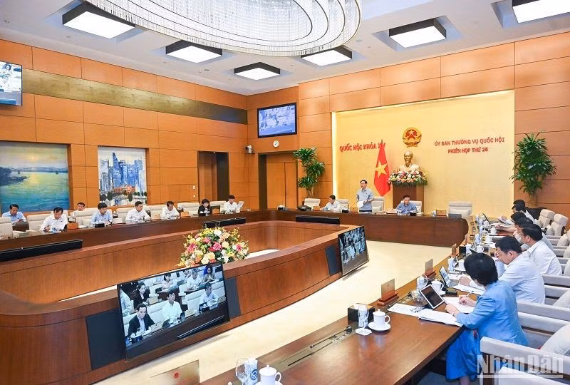 Quang cảnh Phiên họp thứ 26 của Ủy ban Thường vụ Quốc hội sáng 12/9. (Ảnh: DUY LINH)