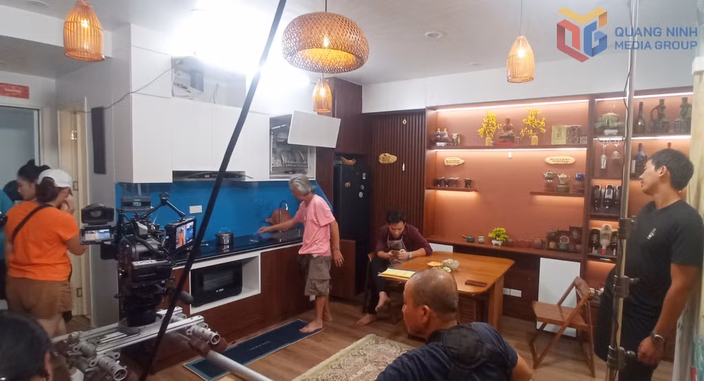 Bối cảnh quay ở nhà chị Trần Thị Mai.
