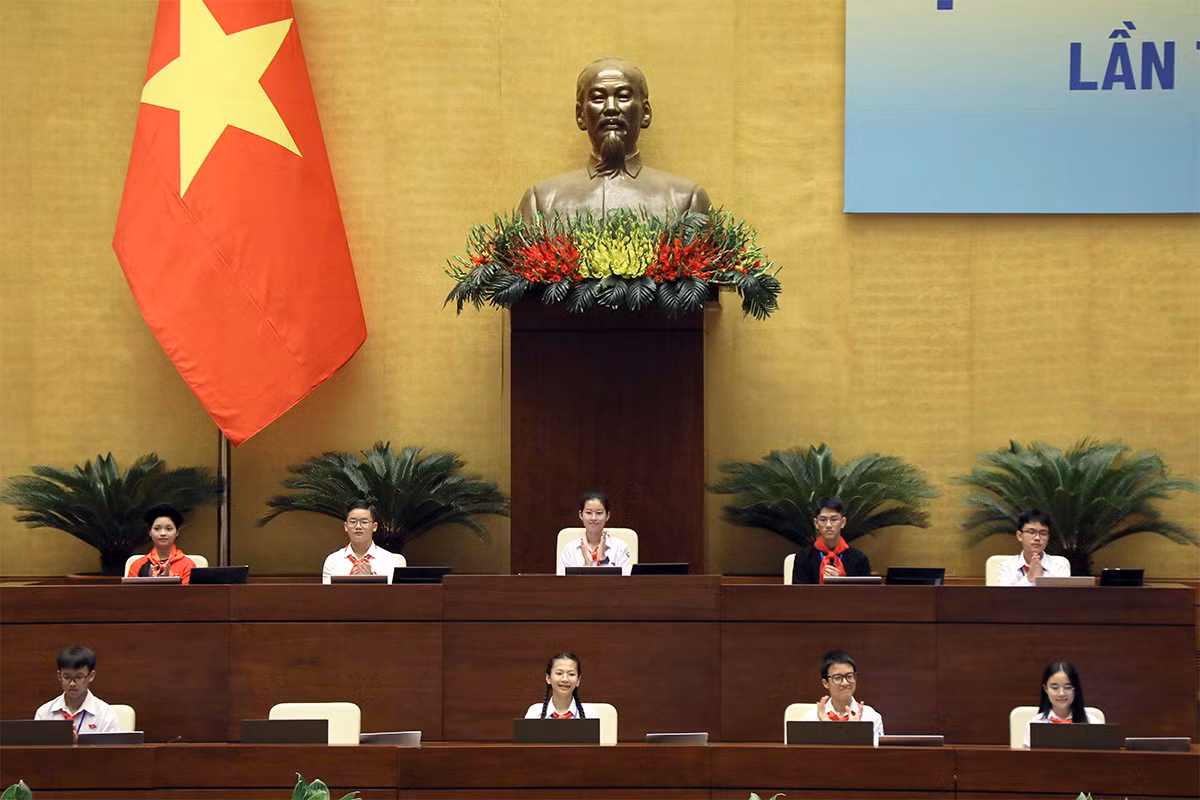 Đoàn Chủ tịch Quốc hội trẻ em. Ảnh: Hồ Long