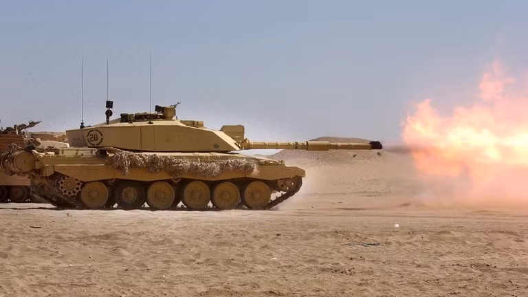 Xe tăng Challenger 2 của Anh. Ảnh: AFP